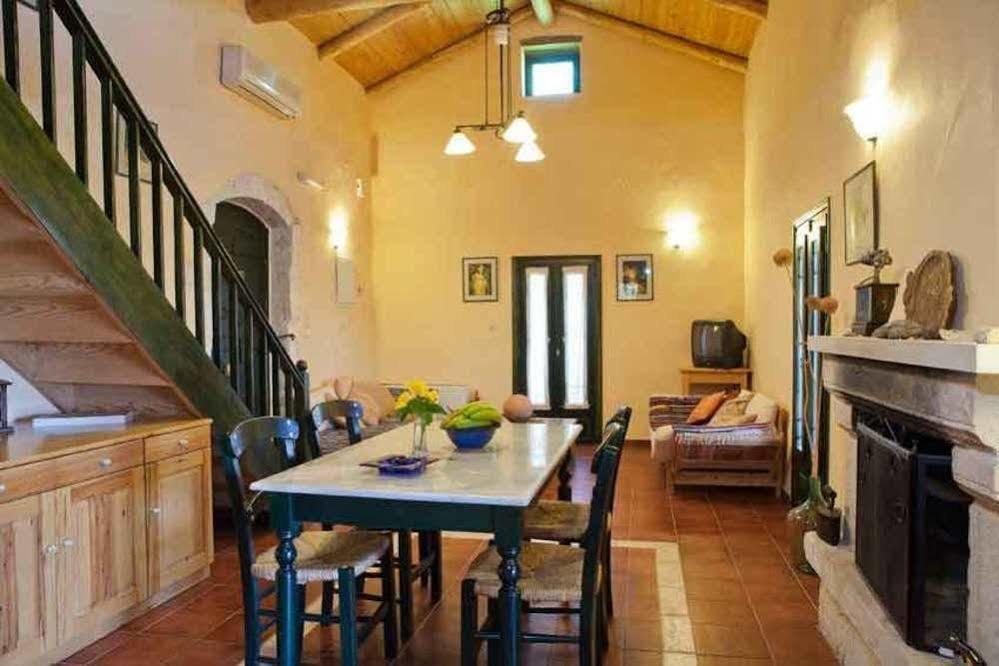 Agathes Traditional Houses Kastellos Bagian luar foto